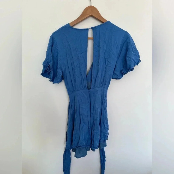Fashion Nova Bebe Blue  Wrap Jumpsuit size medium - Picture 5 of 6